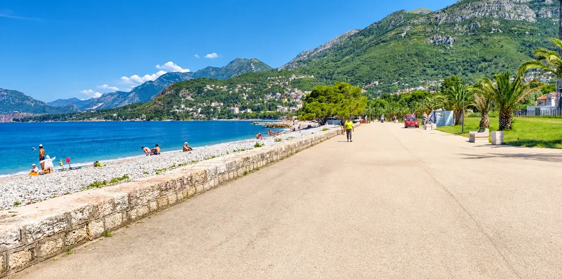 Šetalište uz plažu